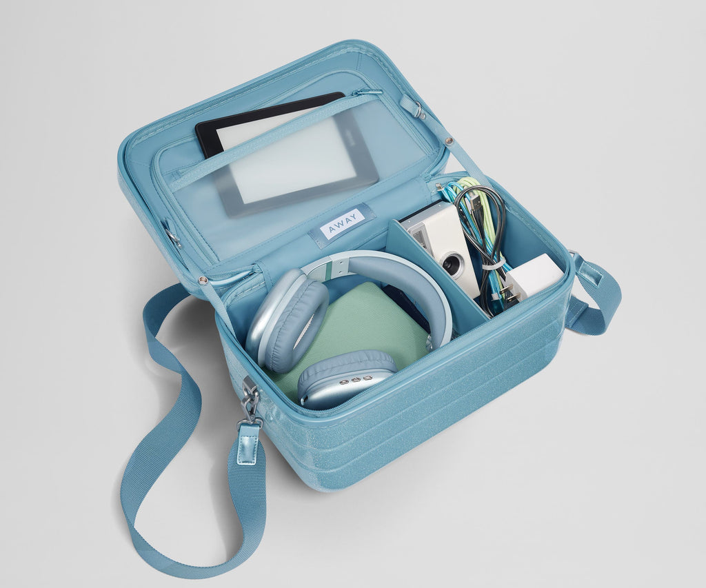 The Train Case in Galaxy Blue