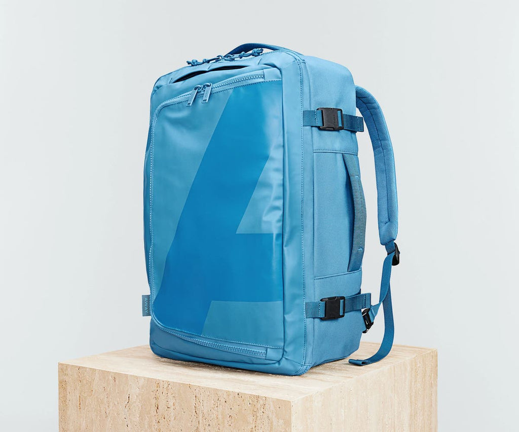 Active Convertible Backpack 45L in Vivid Blue