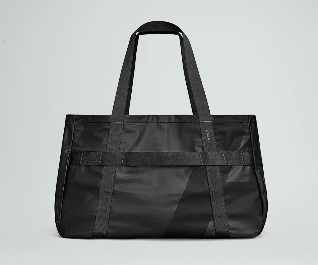 Active Tote 45L in Jet Black