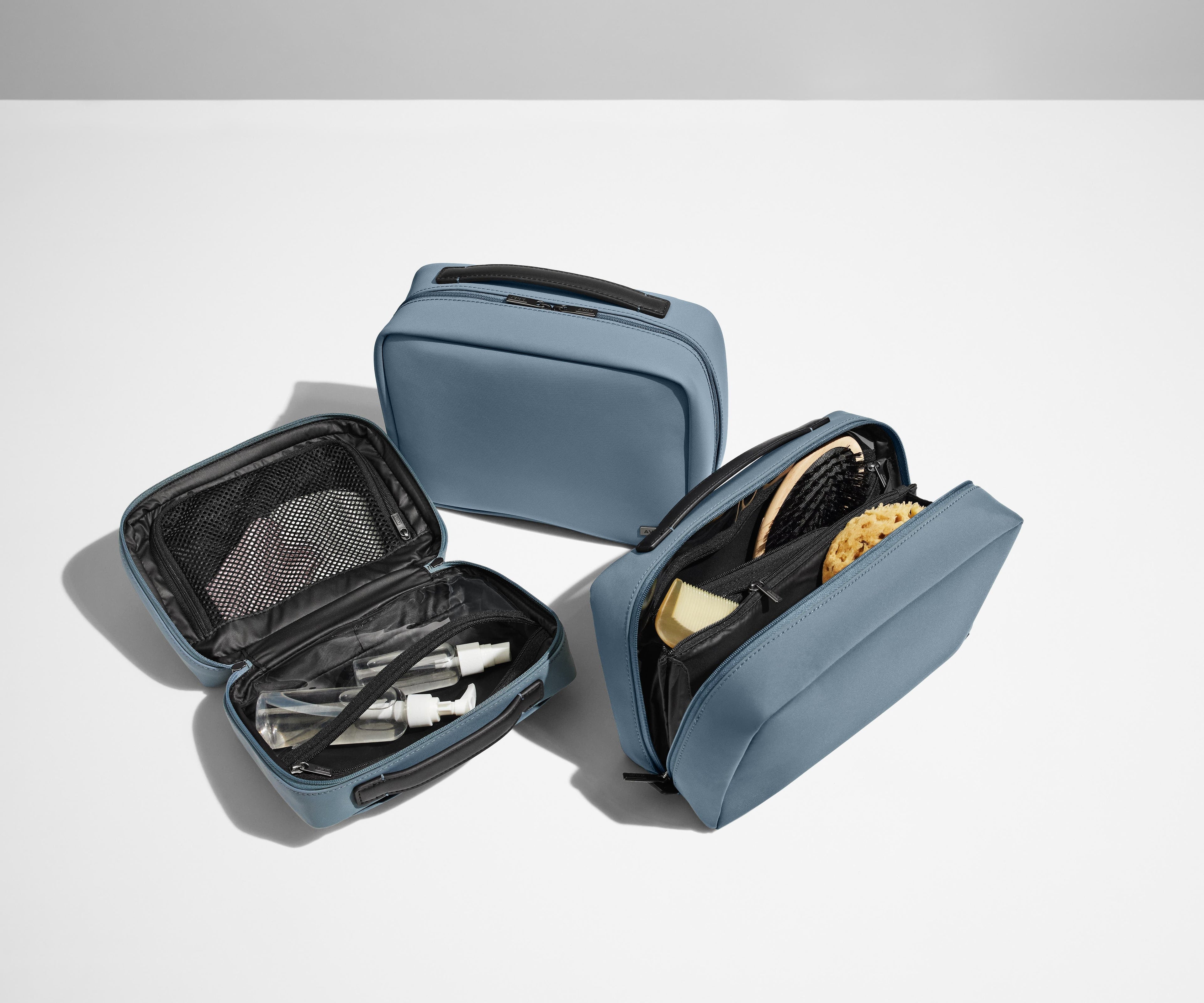 The Hanging Toiletry Bag in Coast Blue