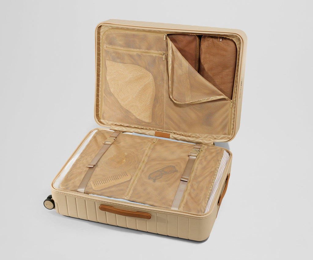 The Medium in Paradise Weave