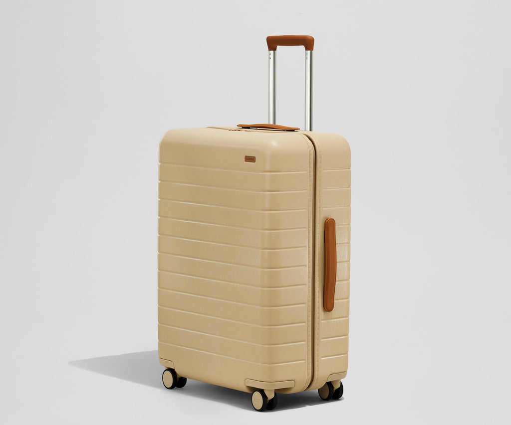 The Medium in Paradise Weave